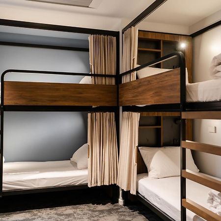 Yha罗托鲁瓦酒店 罗托鲁阿 外观 照片 A capsule hotel in Tokyo