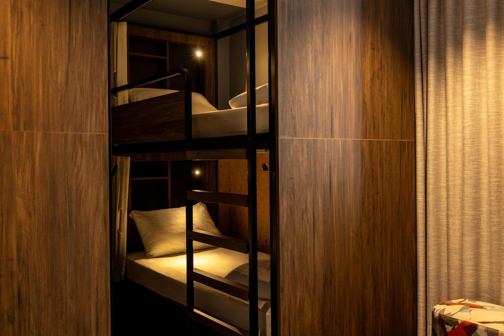 Yha罗托鲁瓦酒店 罗托鲁阿 外观 照片 A capsule hotel in Tokyo